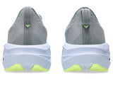 ASICS Tenis Mujer Running NOVABLAST 5 - Gravel/Blue Fade