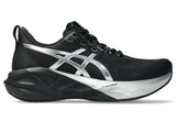 ASICS Tenis Hombre Running NOVABLAST 5  - Platinum/Black