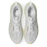 ASICS Tenis Hombre Running NOVABLAST 5 - White/Fawn