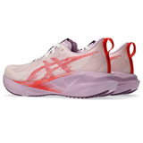 ASICS Tenis Mujer Running NOVABLAST 5 White/Coral Reef