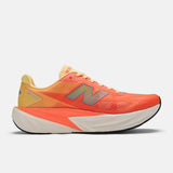 Tenis New Balance Hombre Running FuelCell Rebel V5 - Tangerine Heat/Silver Metallic