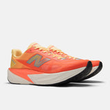 Tenis New Balance Hombre Running FuelCell Rebel V5 - Tangerine Heat/Silver Metallic