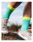Compressport Pro Racing Socks V4.0 Trail Shell Blue/Safe Yellow