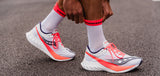 Compressport Pro Racing Socks V4.0 Run High - White/Fluo Red