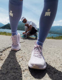 Compressport Calfs R2 Oxygen IRONMAN 2026 - Jacaranda/White
