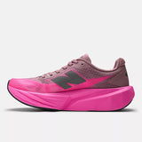 Tenis New Balance Mujer Running FuelCell Rebel V5 - Pink Heat