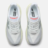 Tenis New Balance Mujer Running FuelCell Rebel v5 - Raincloud