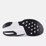 Tenis New Balance Mujer Running FuelCell Rebel V5 - Black/White/Silver Metallic
