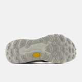 Tenis New Balance Mujer Trail - Hierro V9 - Angora/Red Neo Flame